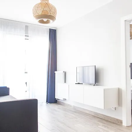 Al-dom Apartament Kasprowicza 104 * Колобжег
